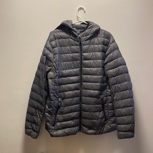 Calvin Klein silver puffer jacket with hood men’s large